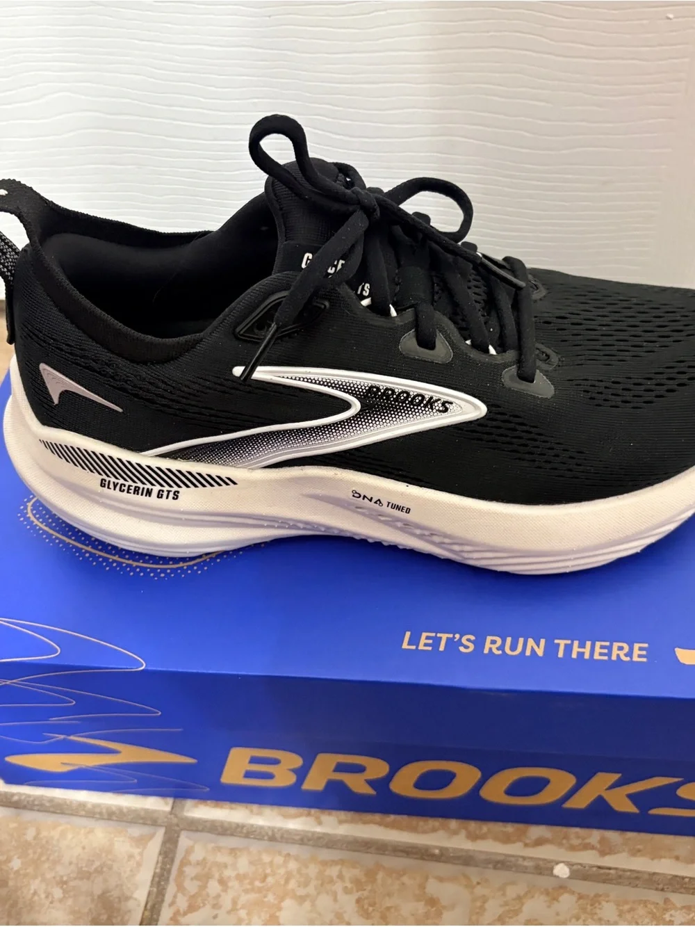 Brooks Black and White Women’s Athletic Running Shoes